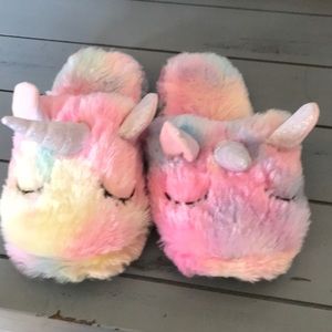 Adorable girl’s slippers